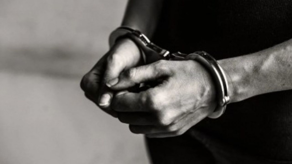 शिक्षिका ने युवक पर शादी का झांसा देकर दुष्कर्म करने का आरोप