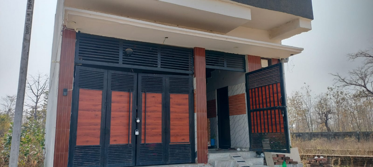 देवला तल्ला में 20 लाख की चोरी,