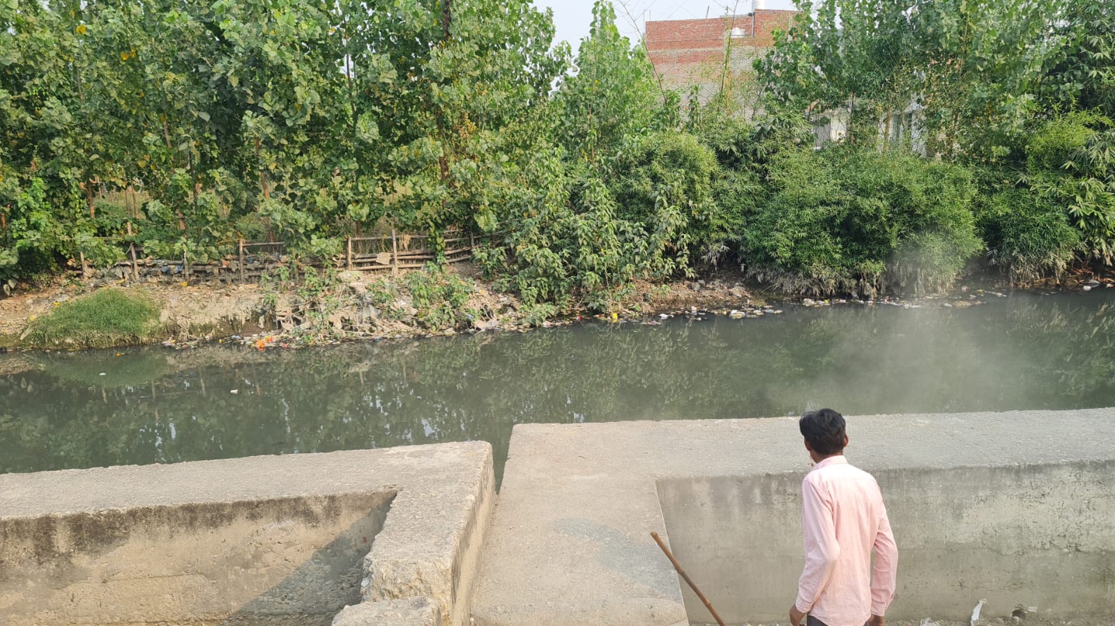 कल्याणी नदी के किनारे बनाया गया अस्थाई छठ घाट -समाज के लोगों ने उठाया कई बार स्थाई घाट का मुददा