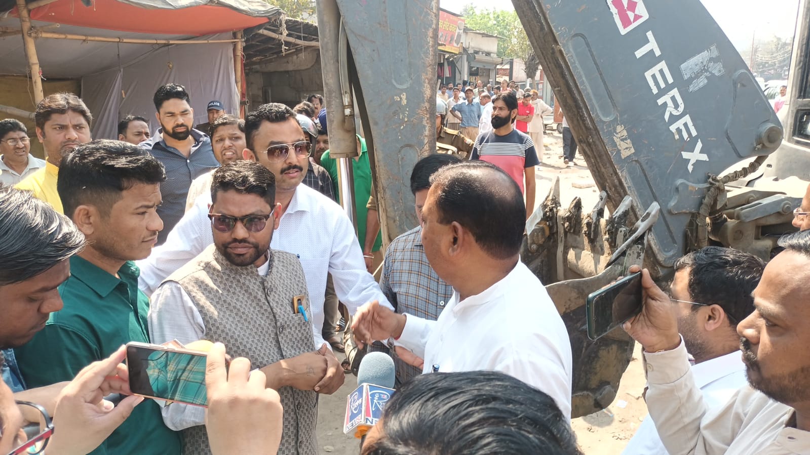 अभियान के बीच मेयर व्यापारियों के समर्थन में खुलकर सामने आये 