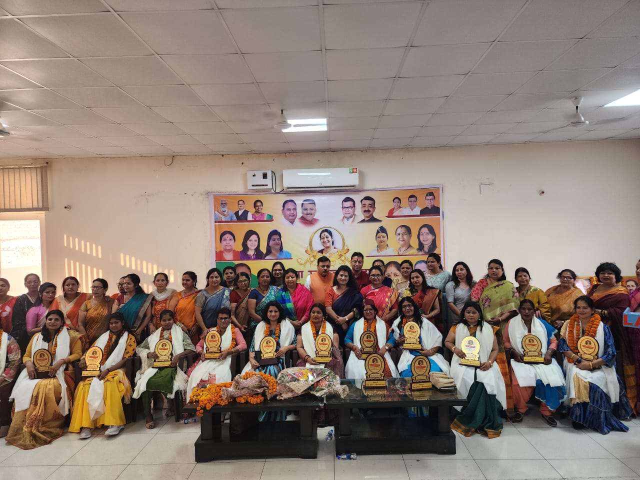 14 मार्च–भारतीय जनता महिला मोर्चा ने उधम सिंह नगर जिले में विभिन्न क्षेत्रों में उत्कृष्ट कार्य करने वाली 17 महिलाओं को स्वर्गीय सुषमा स्वराज सम्मान से सम्मानित किया ।