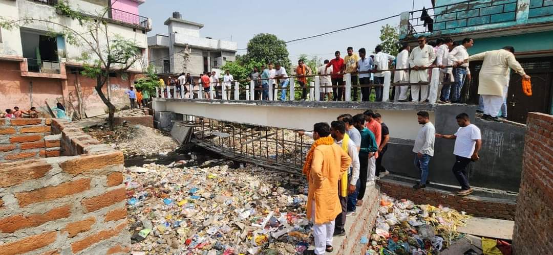 विधायक ने किया रविंद्रनगर – शिवनगर निर्माणाधीन पुल का निरक्षण