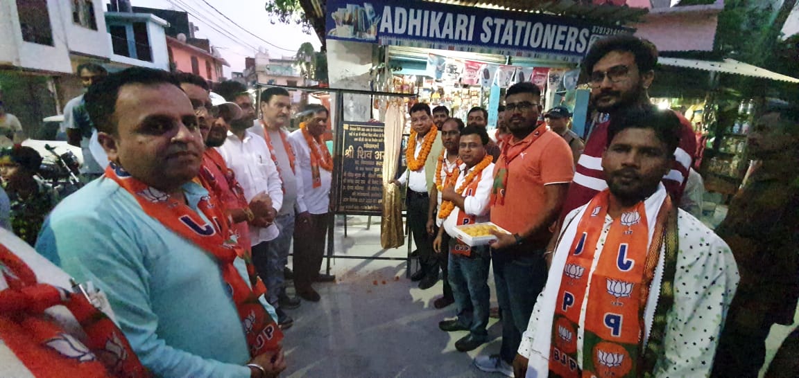 विधायक ने इंद्रा बंगाली कॉलोनी में किया सीसी रोड का लोकार्पण