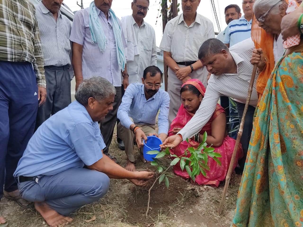ग्राम पंचायत दानपुर में मेरी माटी मेरा देश अभियान के अंतर्गत कार्यक्रम का आयोजन किया