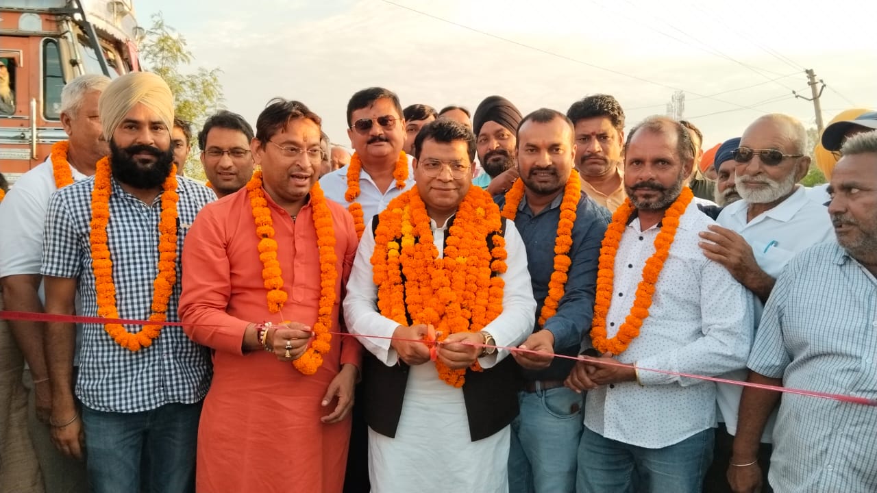 विधायक ने किया मार्ग के निर्माण का फीता काटकर शिलान्यास
