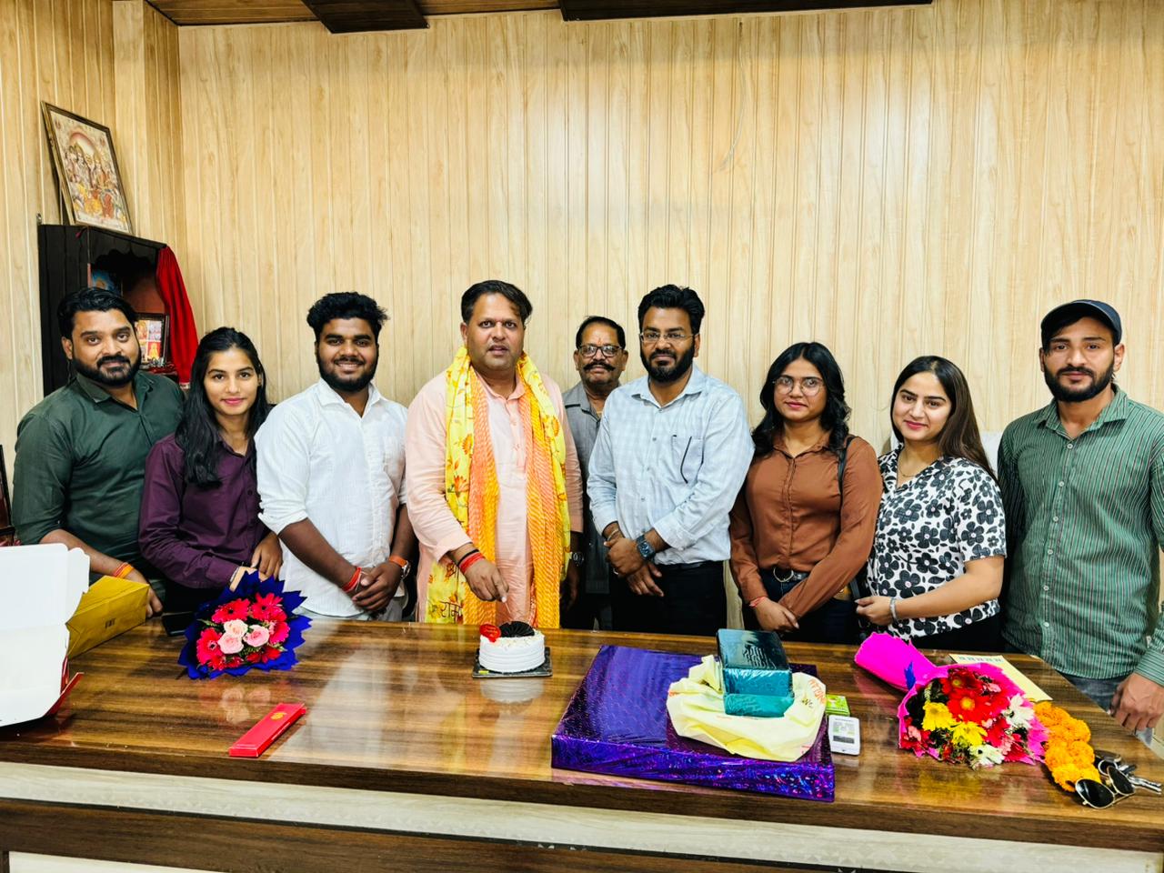 भाजपा कार्यकर्ताओं ने प्रदेशमंत्री विकास शर्मा का धूमधाम से मनाया जन्मदिवस।