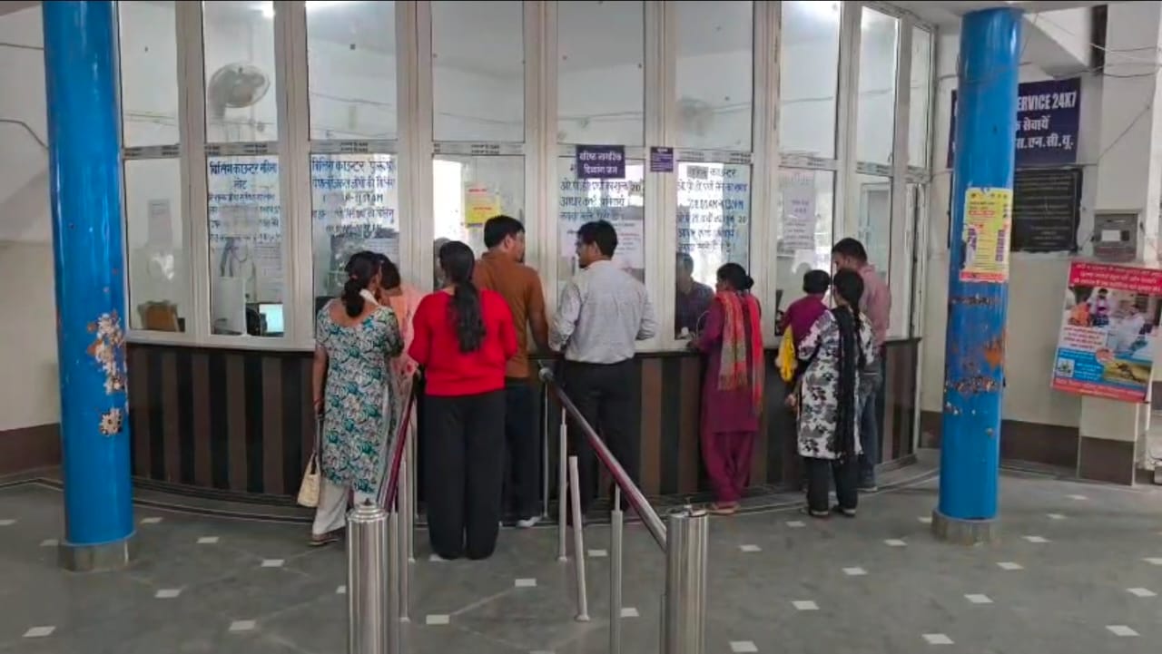 डॉक्टरों की भारी कमी से जूझ रहा रुद्रपुर का सरकारी अस्पताल