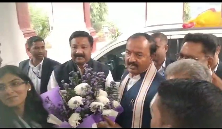 बरेली–बदायूं दौरे पर बोले केशव प्रसाद मौर्य “अखिलेश तुष्टिकरण की घटिया राजनीति करते हैं, परिवारवाद का सूर्यास्त तय*