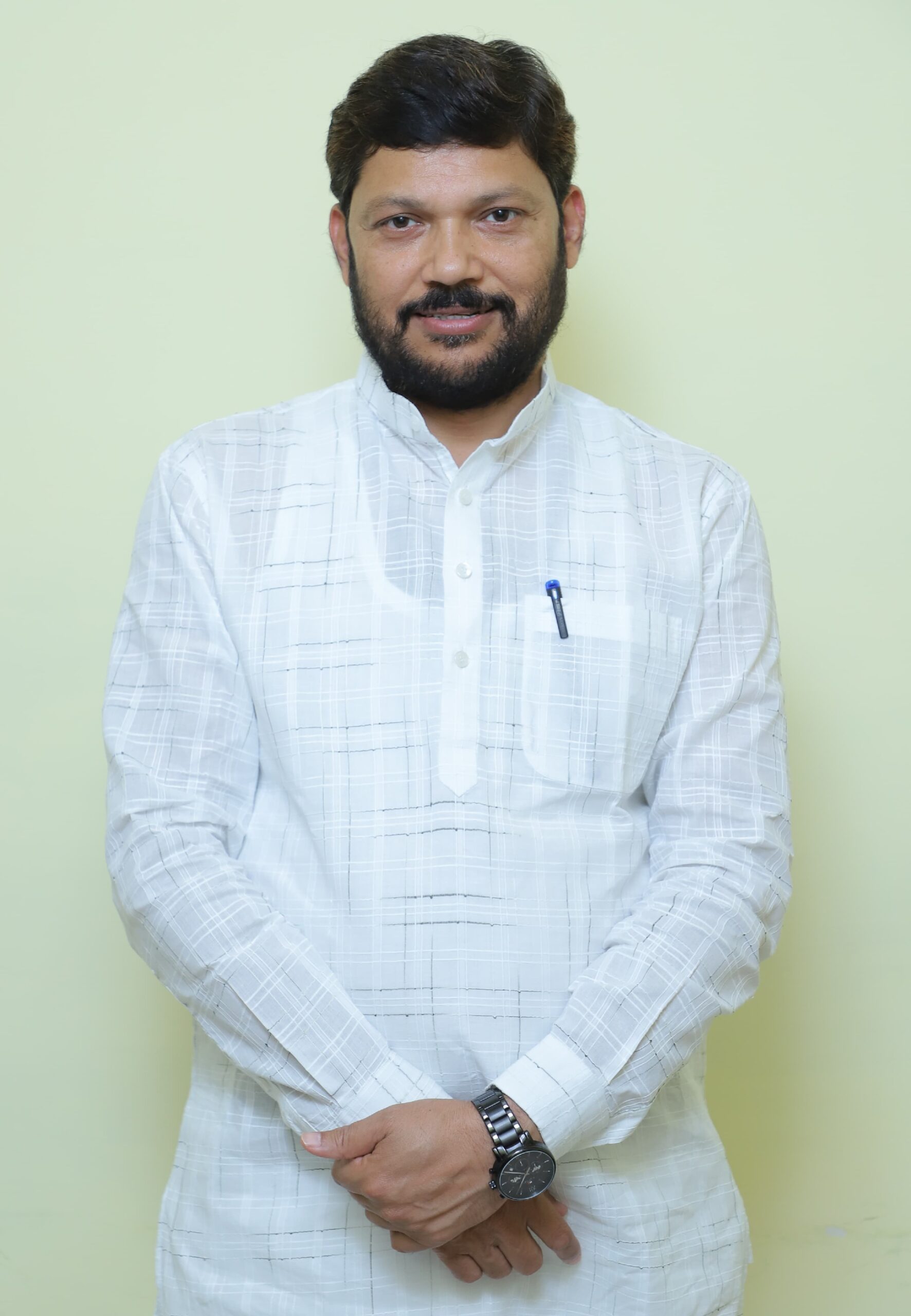 यूपी की अनदेखी और जनता से विश्वासघात बजट पर आंवला सांसद नीरज मौर्य का बड़ा हमला