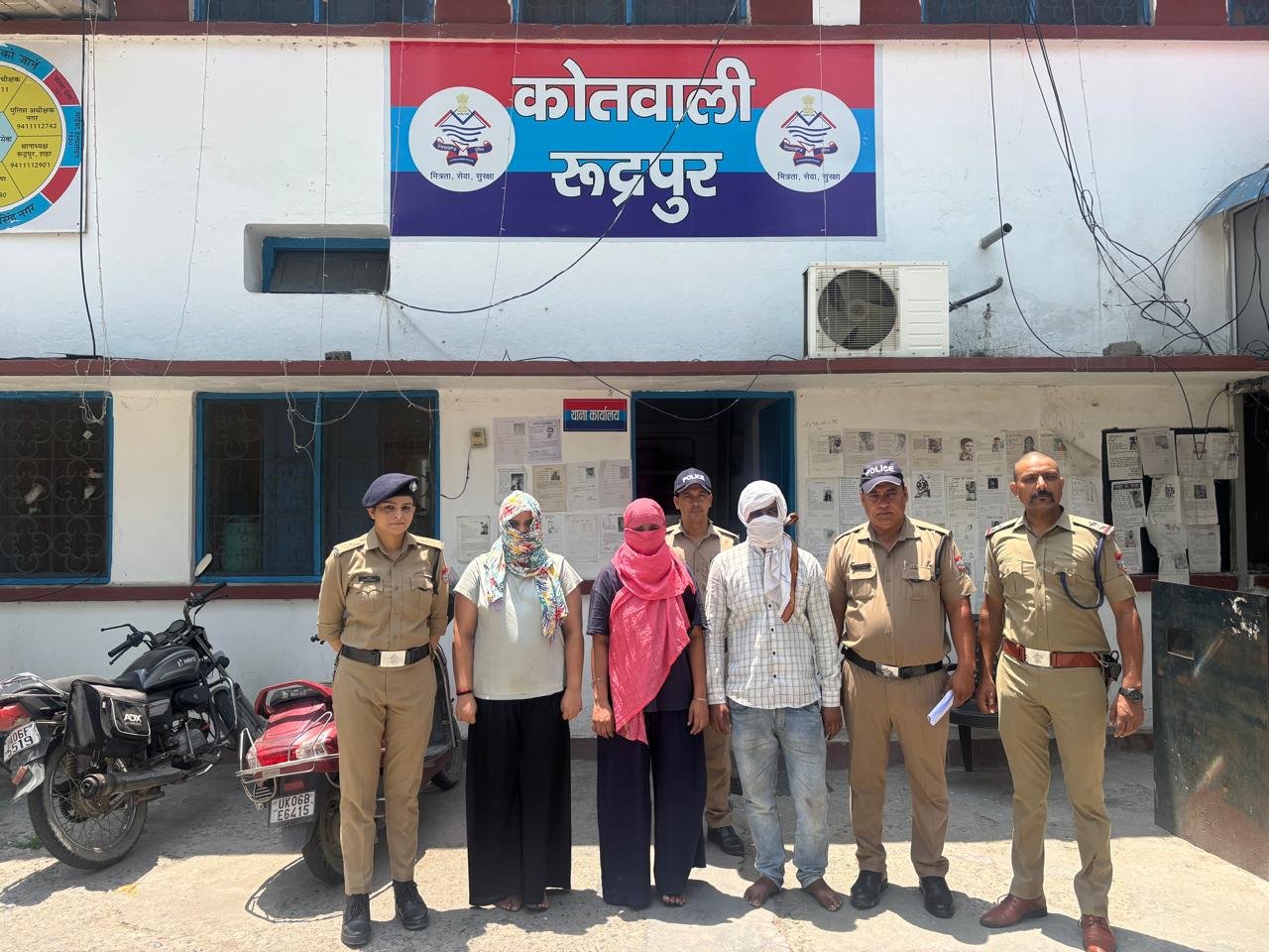 पुलिस टीम पर हमला करने वाले तीन आरोपी गिरफ्तार, अन्य की तलाश जारी