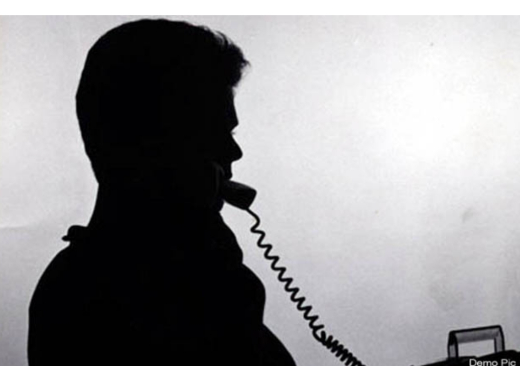 किन्नर ने लगाया पुलिस कर्मी पर धमकाने व पैसे मांगने का आरोप