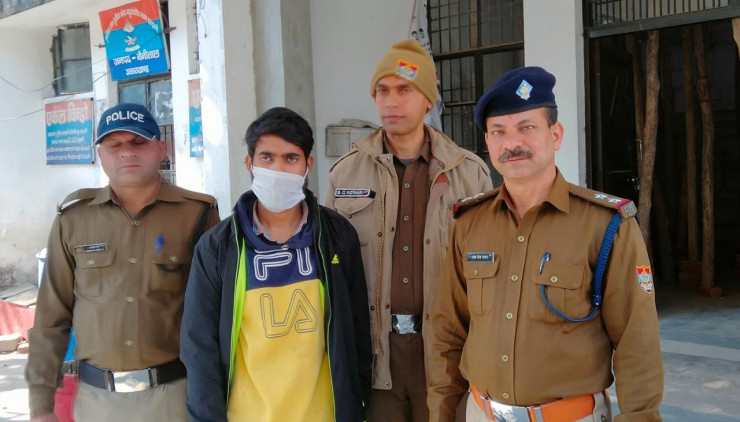 फरार चल रहे दस हजार के इनामी को गिरफ्तार कर भेजा जेल