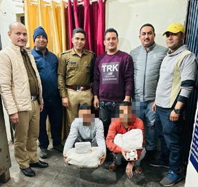 लाखों की स्मैक सहित दो तस्कर दबोचे