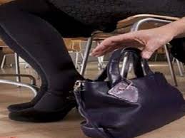 16 महीने बाद दर्ज हुआ जेवरात से भरा बैग चोरी का मामला