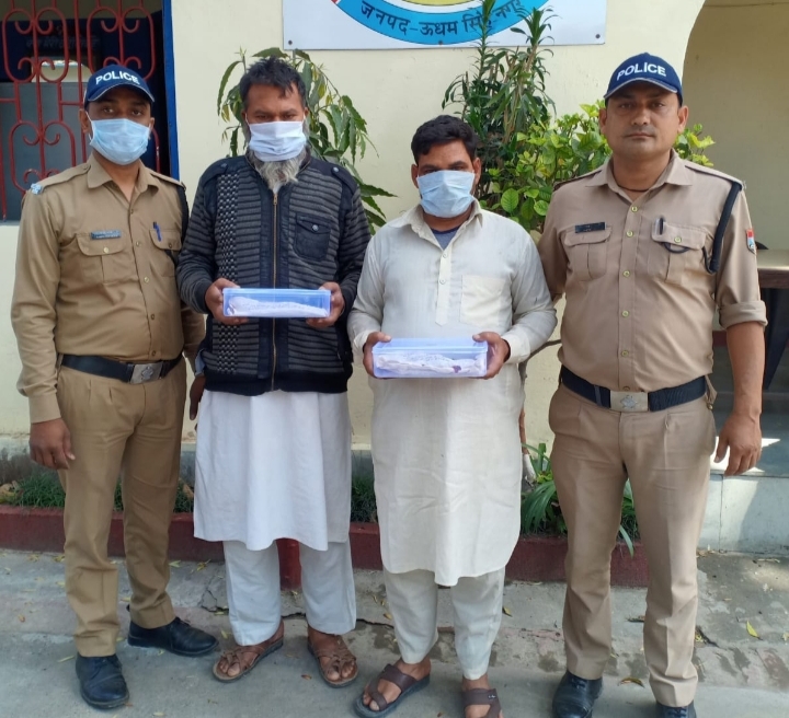 उत्तर प्रदेश के कुख्यात दो बदमाशों को पुलिस ने  दो तमंचे एवं दो जिंदा कारतूस के साथ गिरफ्तार किया   