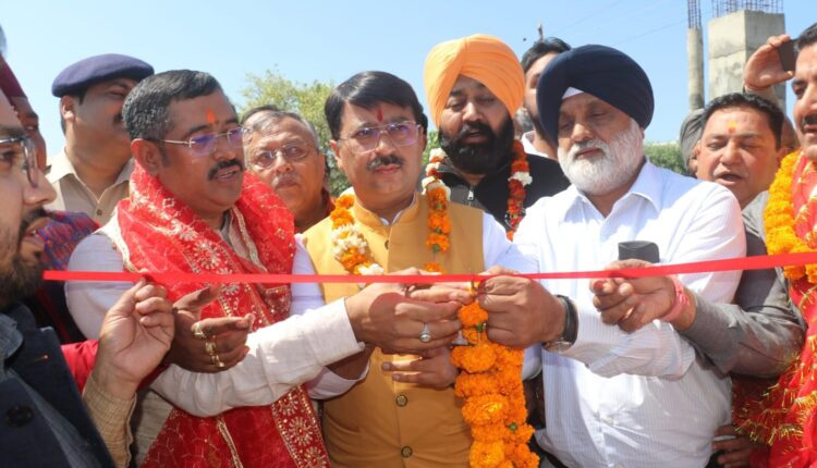 पूजा अर्चना के साथ ऐतिहासिक चैती मेले का किया शुभारंभ