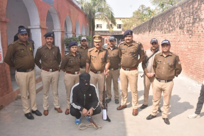 पालतू कुत्तों को गोली मारने के आरोपी को पुलिस ने किया गिरफ्तार