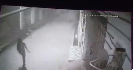 रामपुर में निर्वस्त्र महिला की दहशत! रात में खटखटाती है दरवाजे