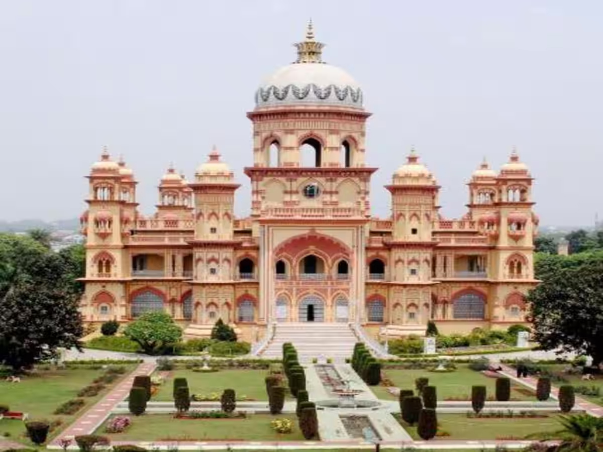 रामपुर रजा लाइब्रेरी से पांडुलिपि और प्राचीन एलबम गायब