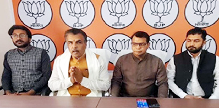 परीक्षाओं में गड़बड़ी करने वालों की अब खैर नहींः सुरेश जोशी