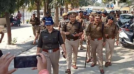 होली के त्योहार के मद्देनजर पुलिस अलर्ट, हुड़दंगियों को चेतावनी