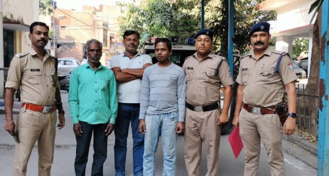 एमपी से 12 वर्ष पहले लापता युवक मिला, परिजनों के सुपुर्द कोतवाली पुलिस ने ग्राम धौलपुर से किया बरामद, वर्ष 2013 को घर से गायब हो गया था