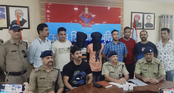 एएनटीएफ रुद्रपुर और पुलिस ने 68.90 ग्राम स्मैक के साथ दो स्मैक तस्करों को किया गिरफ्तार