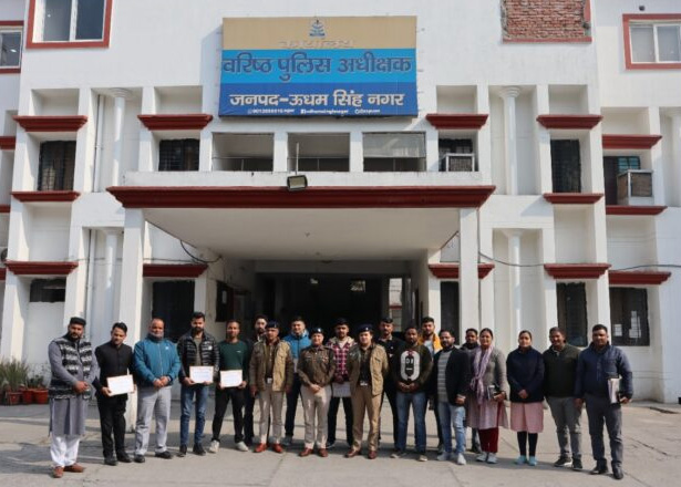 धमसिंहनगर पुलिस द्वारा की गई डिजिटल वॉलिएंटर्स के साथ मीटिंग