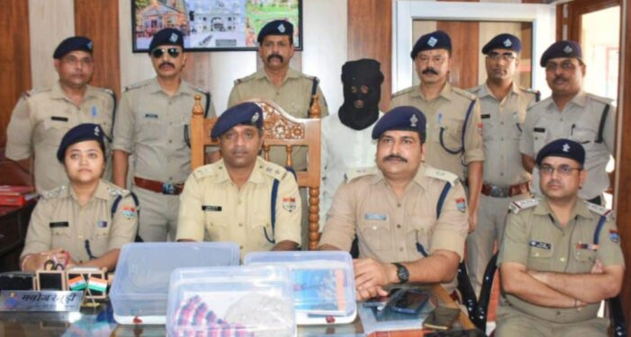 50 लाख से अधिक की स्मैक के साथ नशे का सौदागर गिरफ्तार