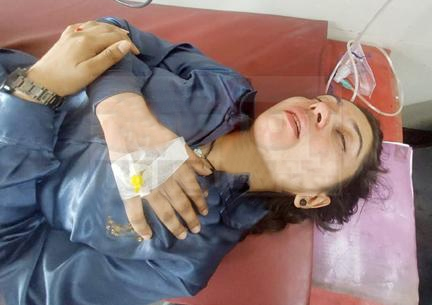 अनियंत्रित होकर पलट गया टेम्पो, युवती सहित 8 घायल एक की हालत चिंताजनक देखते हुए रेफर किया