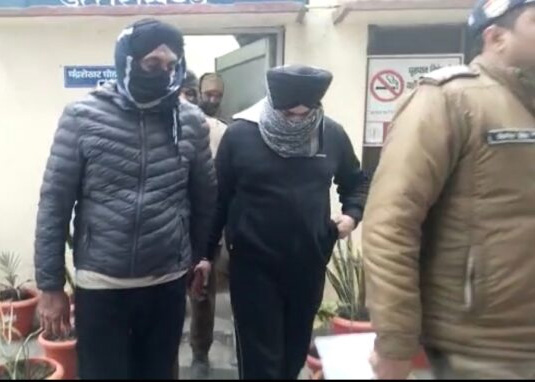 विदेश भेजने के नाम पर करोड़ों का गोलमोल करने वाले दो गिरफ्तार, महिला फरार