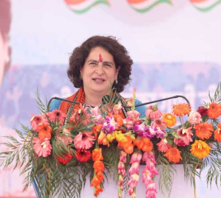 अब की बार चुने जनता की सरकार: प्रियंका गांधी